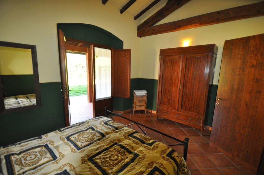 Agriturismo Il Cerrosughero Villa Scarlino Rum bild
