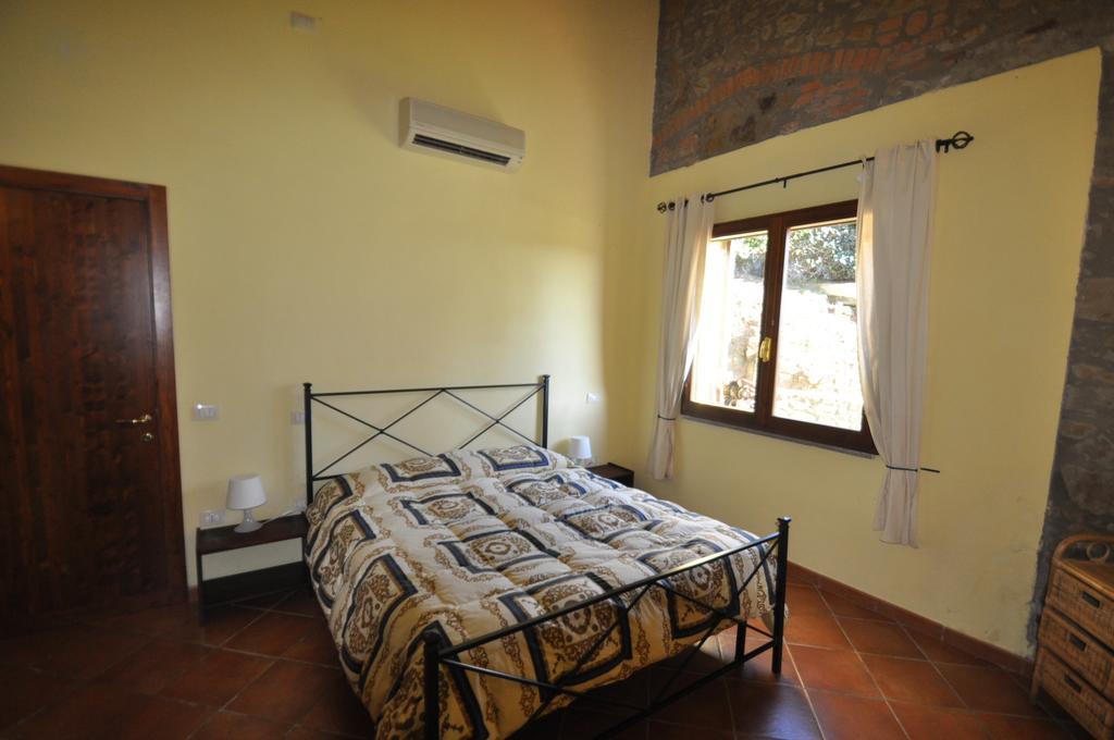 Agriturismo Il Cerrosughero Villa Scarlino Rum bild